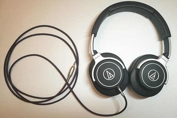 audio-technica-ath-m70x-headphones