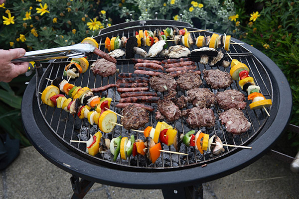 top-7-tips-for-choosing-a-charcoal-grill-2