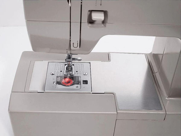 singer-heavy-duty-extra-high-speed-sewing-machine-3